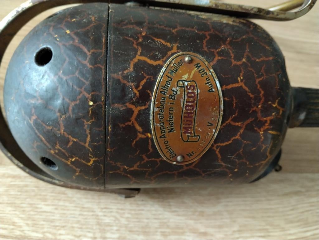 Kappers Haarsnijmachine Motor Jaren '50 - MÜHOLOS, Antiek en Kunst, Ophalen of Verzenden