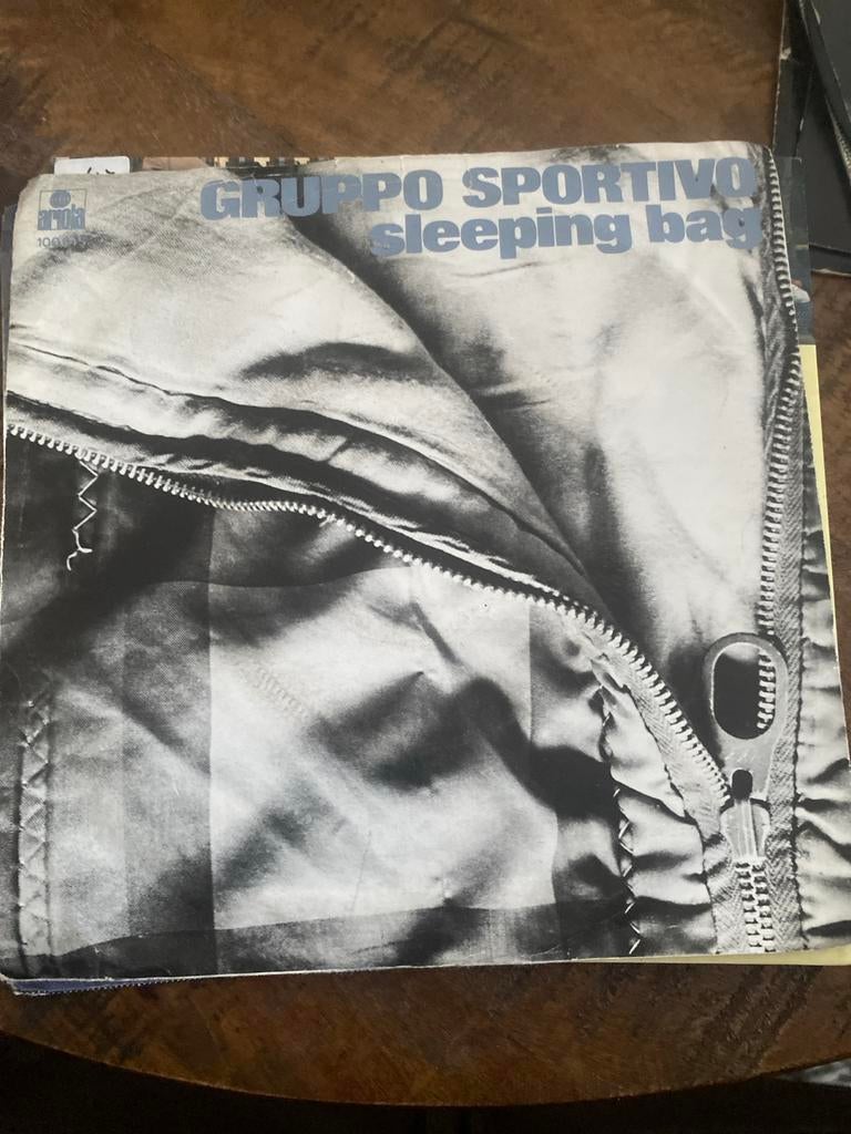 Gruppo Sportivo - Sleeping Bag (Vinyl Single), Cd's en Dvd's, Vinyl | Rock, Ophalen of Verzenden, Gebruikt, 7 inch, Poprock