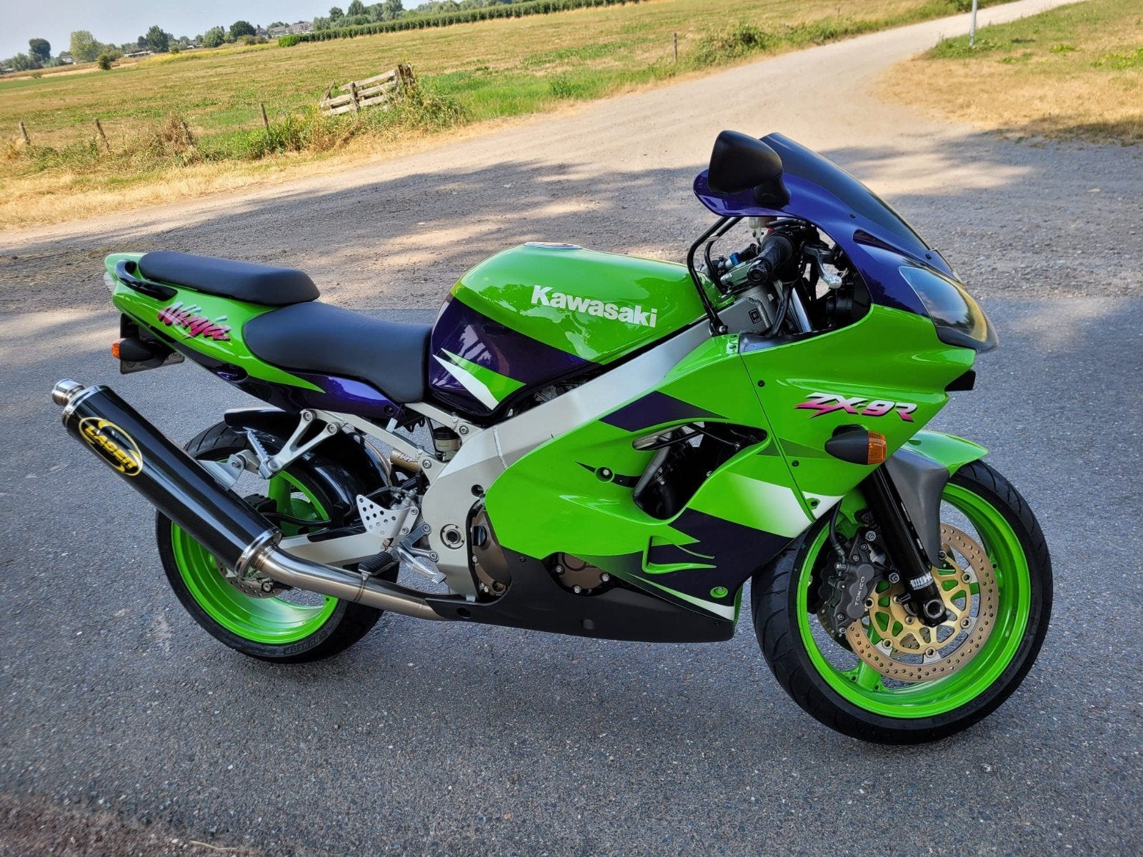 Zeer nette kawasaki ZX9R bj 2000, Sportuitlaat, 4 cilinders, Motorrijbewijs A, Gebruikt