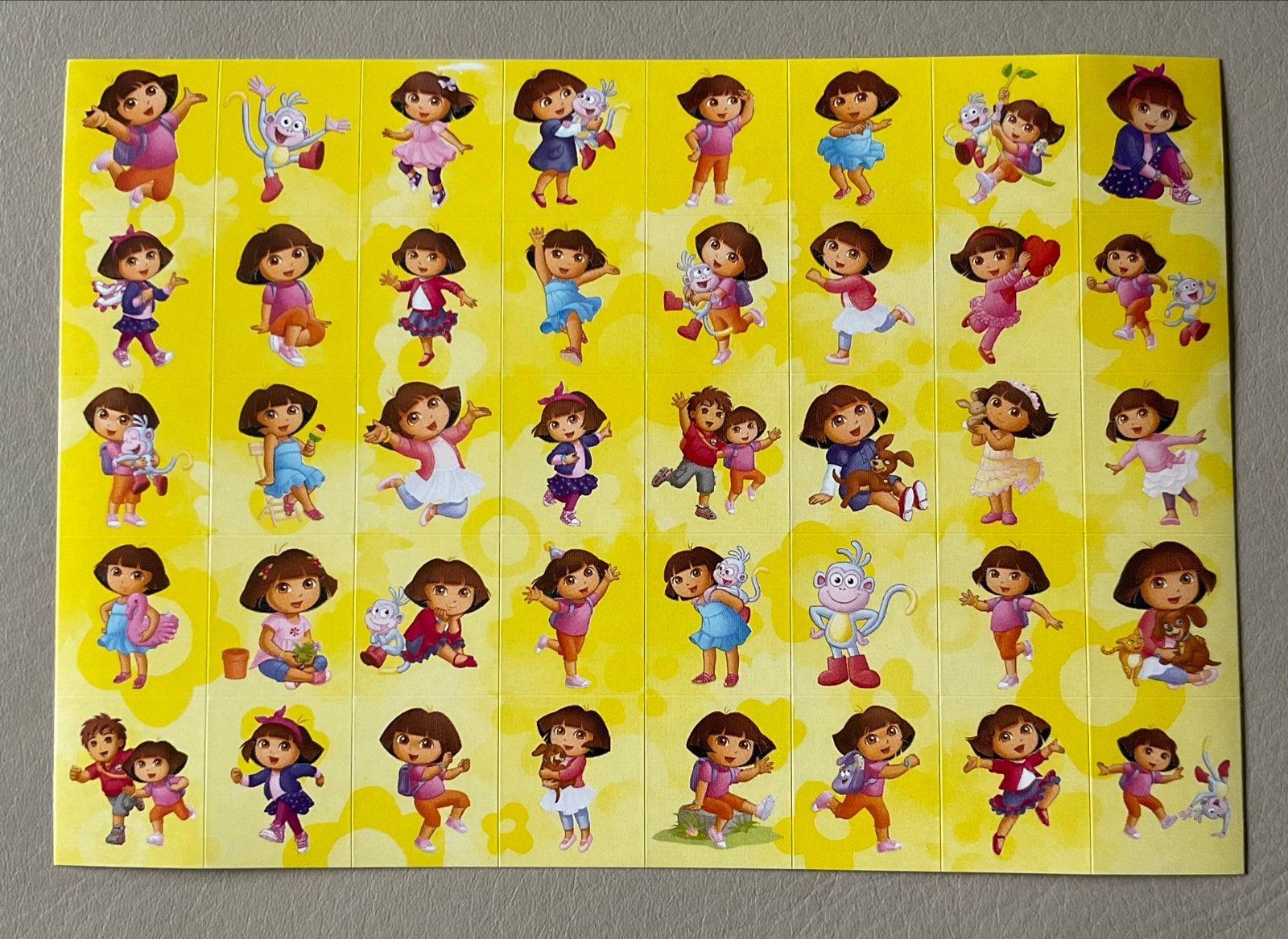 Dora the Explorer stickervel - Nieuw, Ophalen of Verzenden, Nieuw, Strip of Tekenfilm
