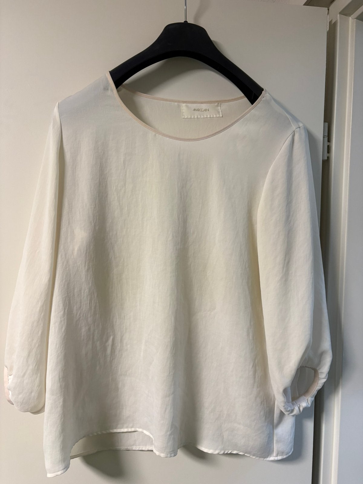 Prachtige blouse van Marccain, Ophalen of Verzenden, Zo goed als nieuw, Maat 38/40 (M), Roze