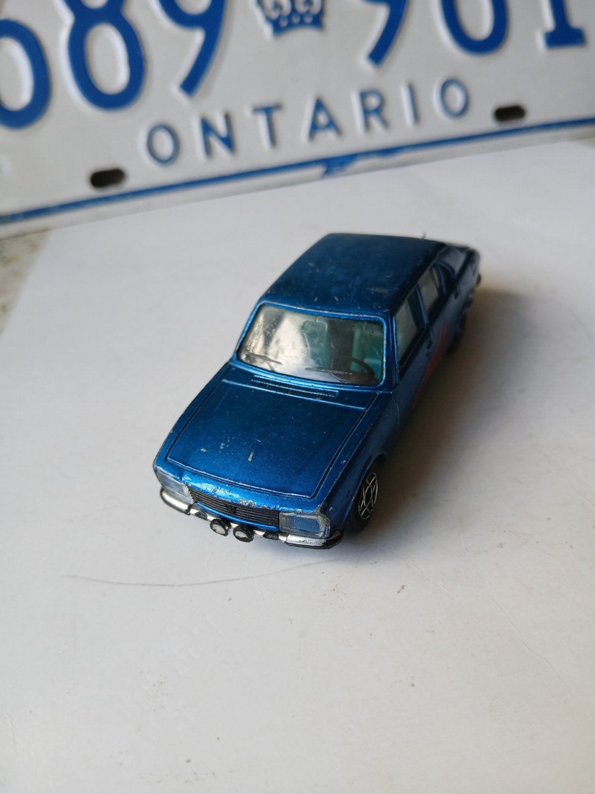 Peugeot 504. Dinky toys 1406, Ophalen of Verzenden
