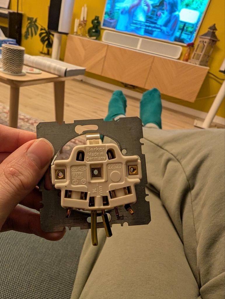 Gezocht Berker binnenwerk opbouw, Ophalen