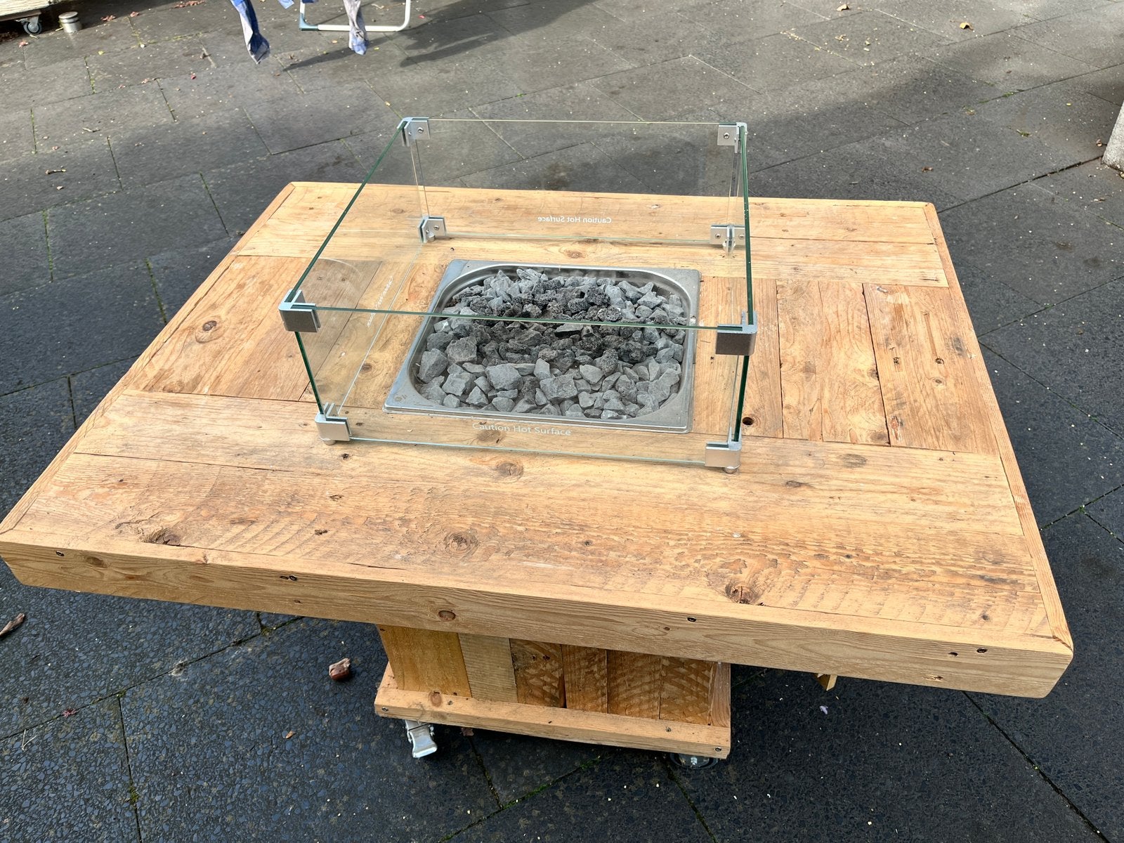 Te koop, mooie vuurtafel, Ophalen, Zo goed als nieuw