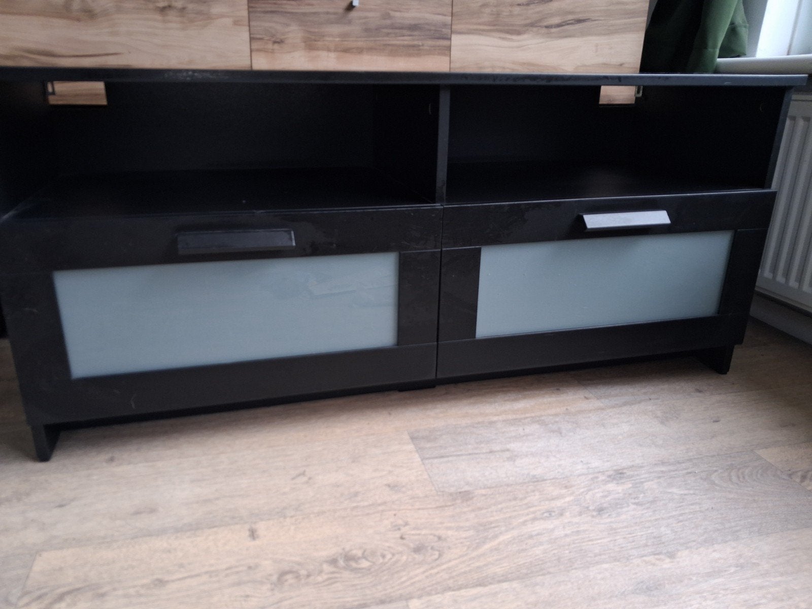 Zwart tv-meubel, 2 lades met glazen front, 120x54, Ophalen, Gebruikt, 100 tot 150 cm, Glas
