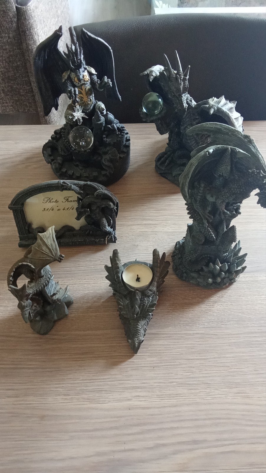 Draken beeldjes en fotolijstje - Fantasy decoratie, Huis en Inrichting, Ophalen, Gebruikt, Overige stijlen, Grijs