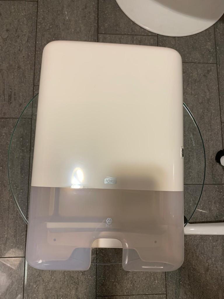 Handdoeken dispenser (Tork), Ophalen, Gebruikt, Toilet