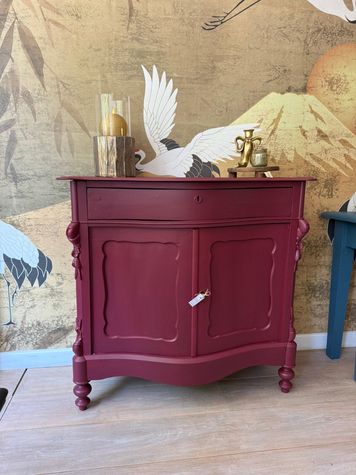 Biedermeier kastje, Ophalen