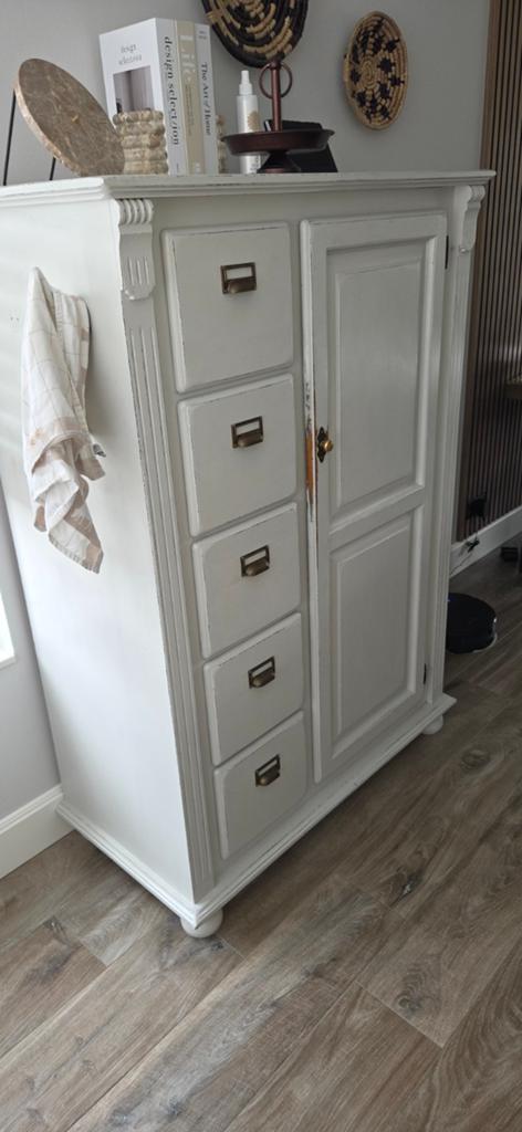 Vintage wit dressoir met lades en kast, Huis en Inrichting, Kasten | Overige, Ophalen, Gebruikt