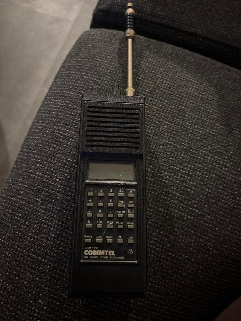 CommTel COM 1300 Handheld Scanner, Telecommunicatie, Ophalen of Verzenden, Gebruikt, 500 kanalen of meer, Draagbaar