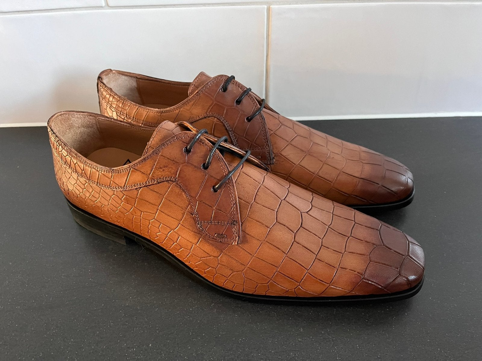 Handpainted herenschoenen maat 43 nieuw in doos, Kleding | Heren, Schoenen, Overige kleuren, Handpainted, Handpainted, Nieuw
