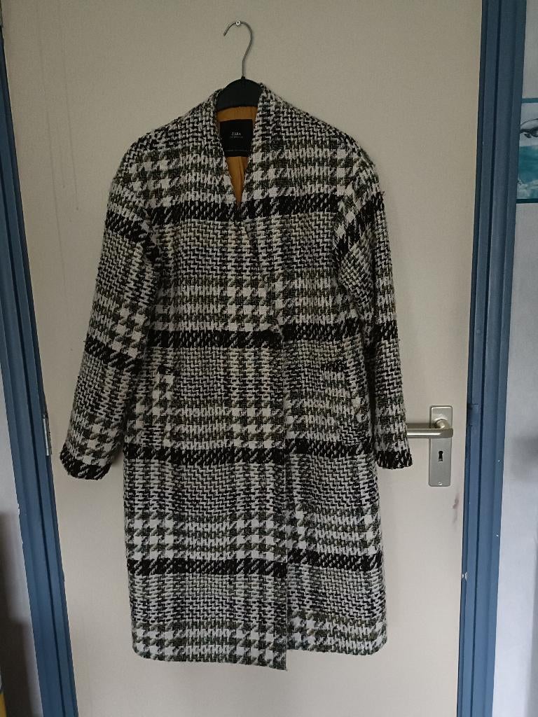 Een driekwart geruite stoffen winter-jas zonder kraag., Overige kleuren, Zara., Ophalen of Verzenden, Zo goed als nieuw