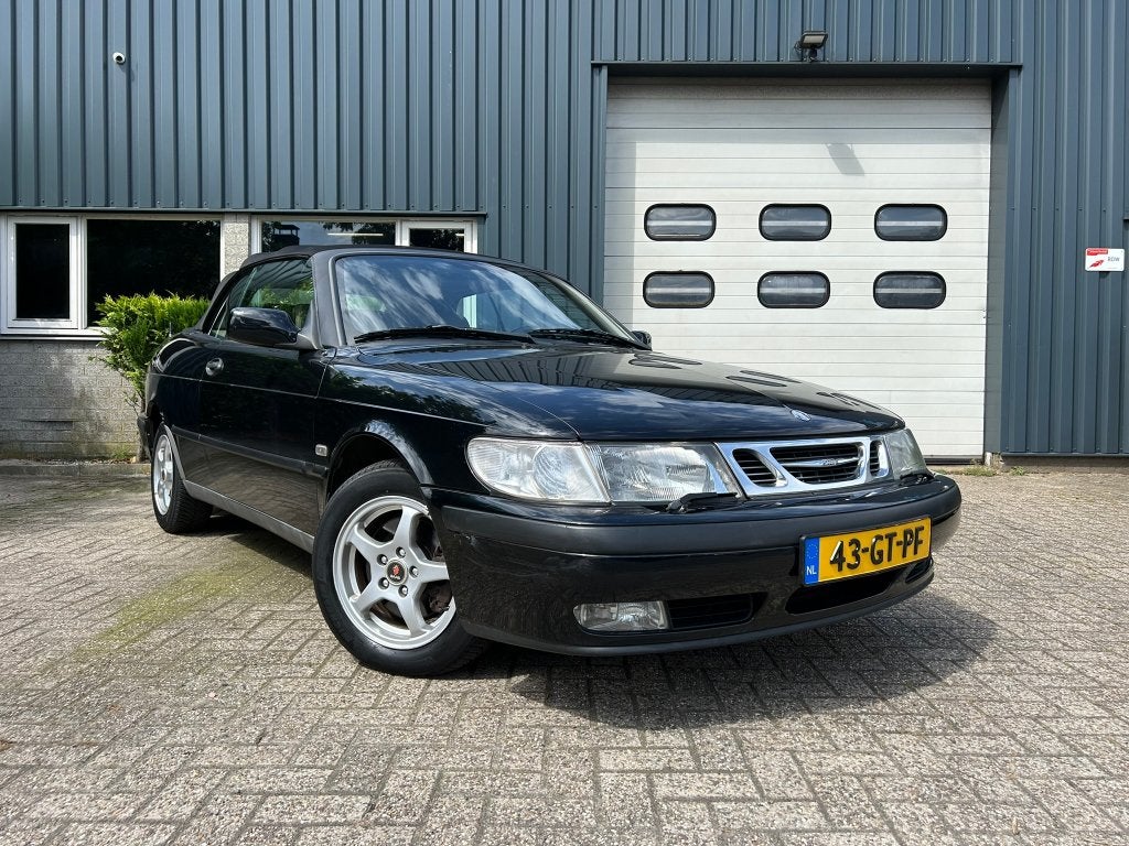 Saab 9-3 2.0t Cabrio 2001 Zwart Airco Acc Stoelverwarming, Voorwielaandrijving, Beige, 4 cilinders, Cabriolet