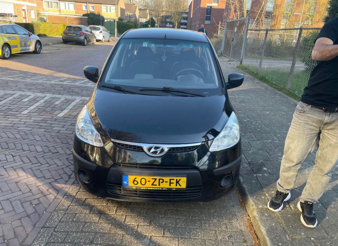 Hyundai i10 1.0 I 5DR 2008 Zwart, Auto's, Voorwielaandrijving, 31 €/maand, 4 cilinders, 400 kg