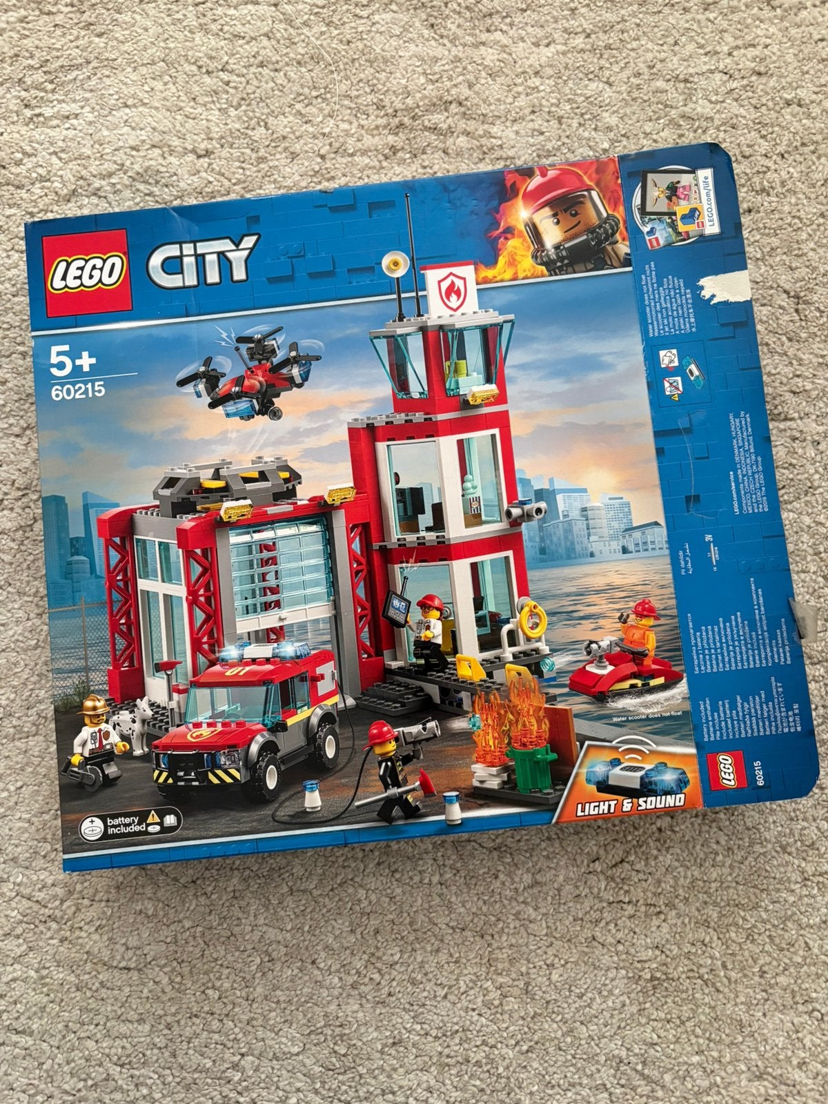 Lego City 60215 brandweerkazerne, Ophalen of Verzenden, Zo goed als nieuw