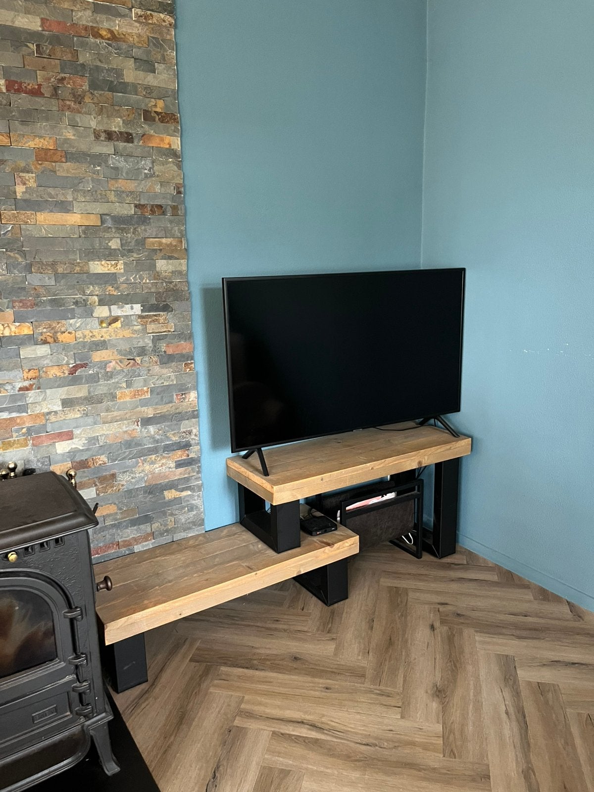 Tv meubel van firma hout & staal maatmeubelen, Huis en Inrichting, Ophalen, Gebruikt, Minder dan 100 cm, Industrieel