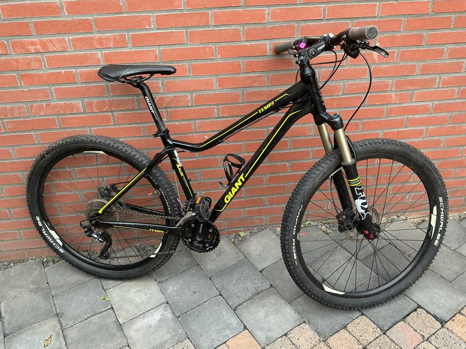 Giant Tempt Mountainbike - Zwart/Geel - Dames, Ophalen, Gebruikt, Hardtail, 49 tot 53 cm