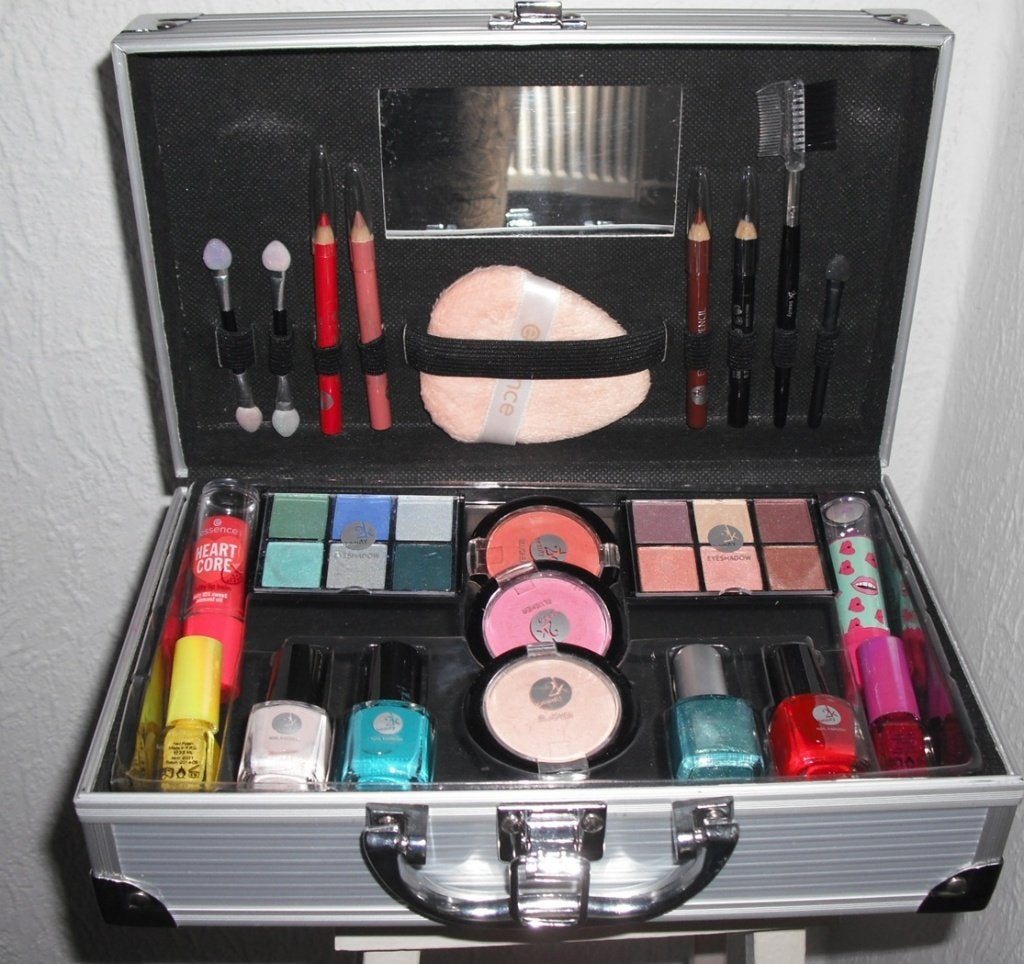 Een volle aluminium koffer met make up spullen, Ophalen, Gebruikt, Overige kleuren, Gehele gezicht