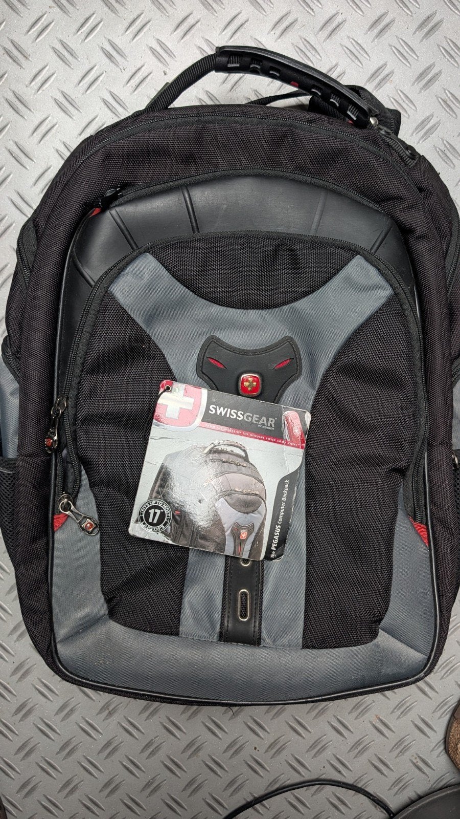Z.g.a.n. Swissgear Wenger Pegasus Laptop 17 inch Rugzak Zwar, 25 tot 40 cm, Ophalen of Verzenden, Zo goed als nieuw, Waterdicht