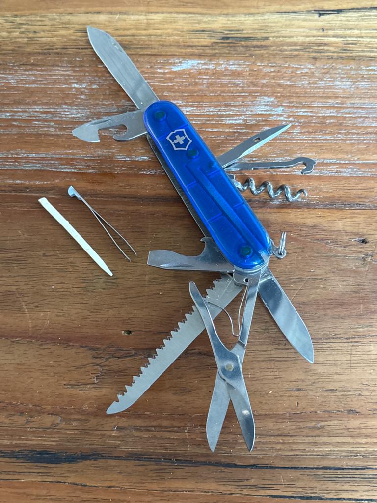 Victorinox Huntsman Transparant Blauw Zakmes, Ophalen of Verzenden, Gebruikt