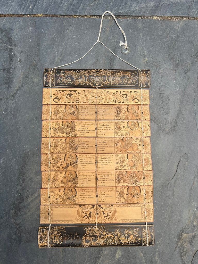 Astrologie Balinese Hindu kalender bewerkt bamboe handwerk, Bruin, Ophalen of Verzenden, 41 cm, Handgemaakt
