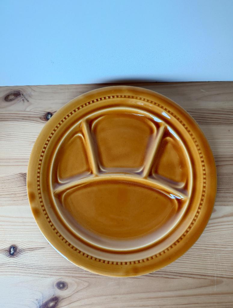 vintage keramieken vakken bord - okergeel, Ophalen of Verzenden