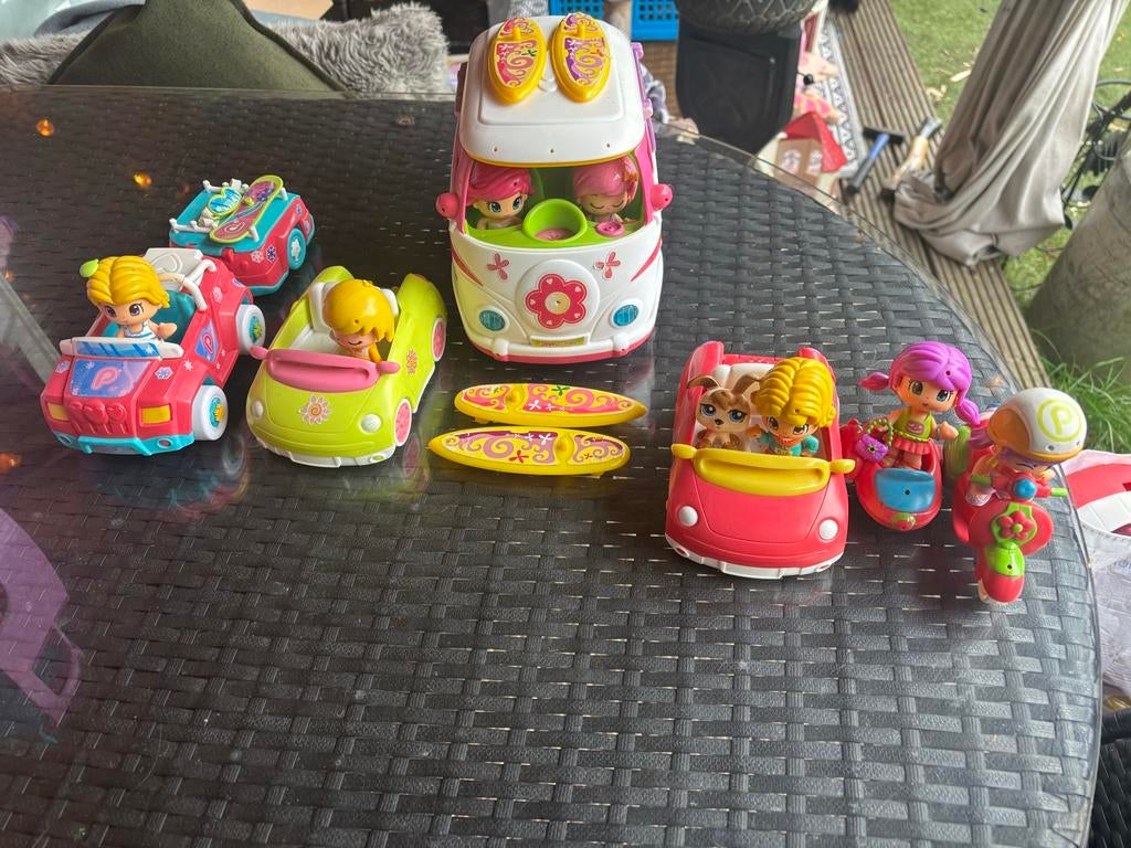 Pinypon speelset met auto's, camper en figuren, Ophalen of Verzenden, Gebruikt, Meisje
