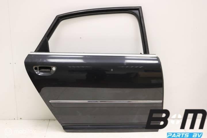 Portier RA (bijrijderskant) Audi A8 4E Lang LZ9W 4E4833052A, Gebruikt