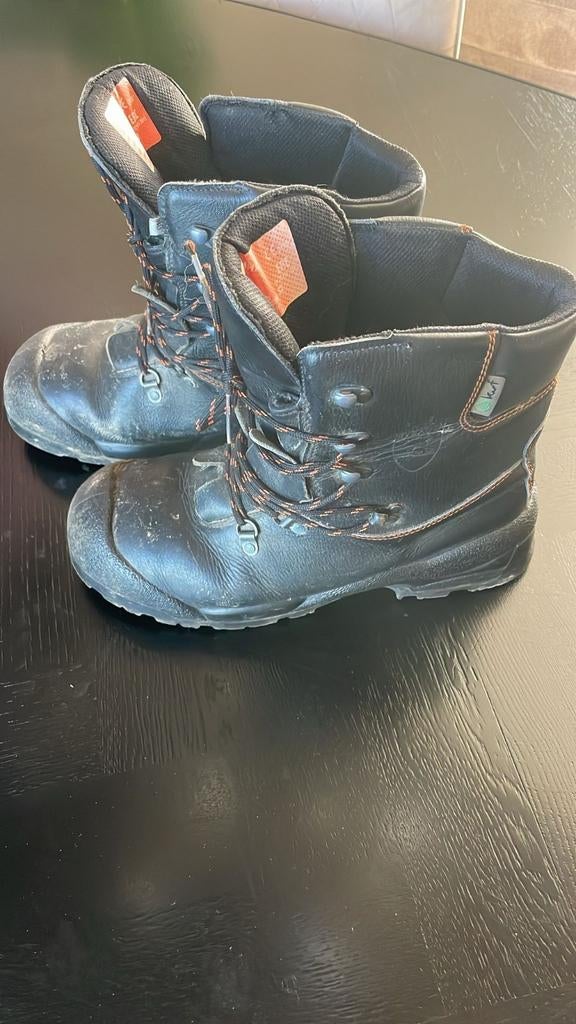 Stihl Werk Schoenen Maat 44 Nette Staat (voor kettingzaag ), Ophalen of Verzenden, Gebruikt
