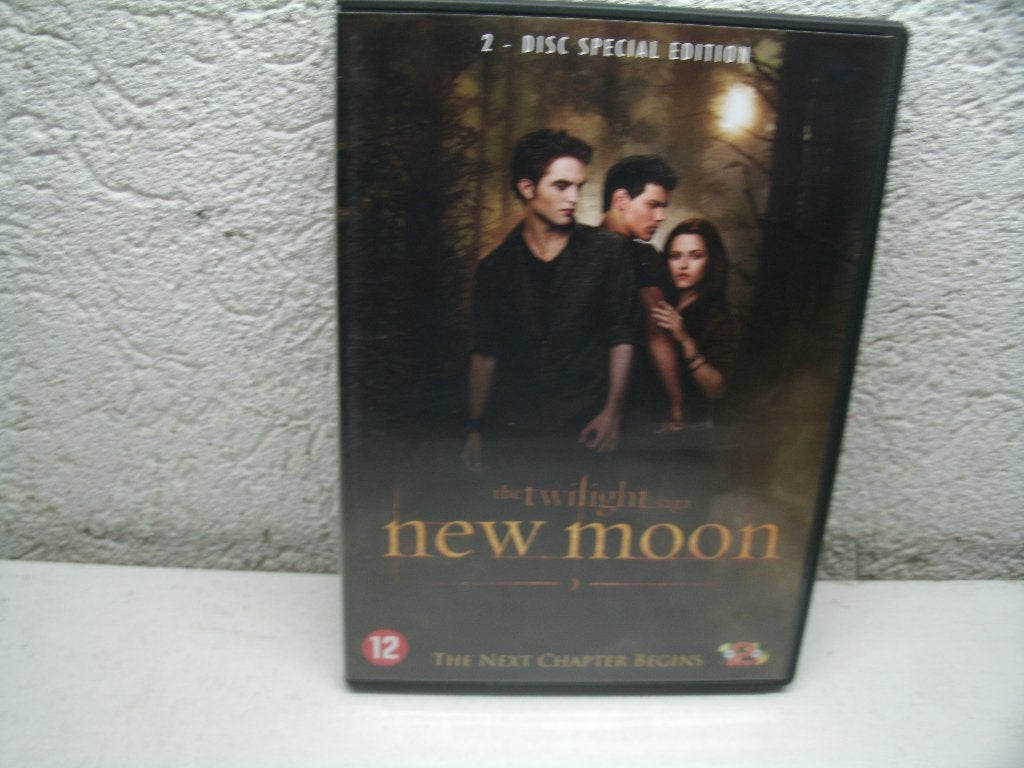 dvd 180b the twilight new moon 2 dvd, Vanaf 12 jaar, Ophalen of Verzenden, Zo goed als nieuw
