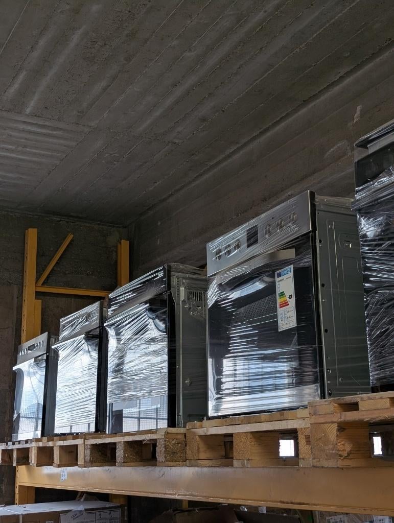Witgoed – Koelkasten, Wasmachines, Ovens (Retourgoederen), Ophalen, 1200 tot 1600 toeren, Zo goed als nieuw, Voorlader