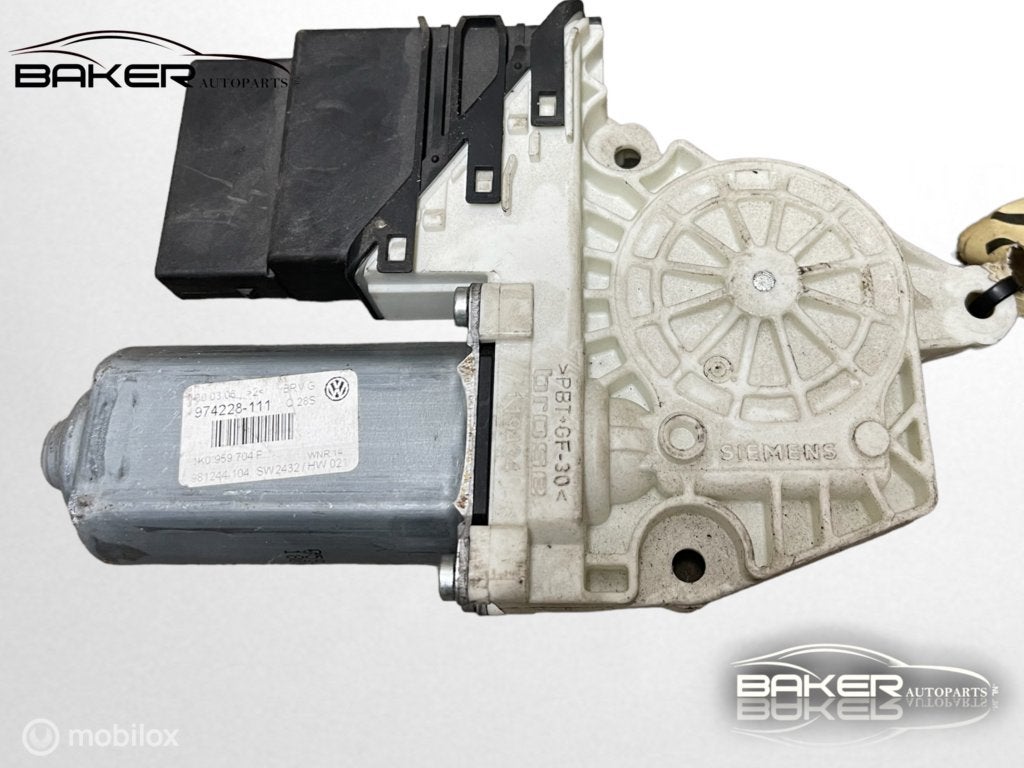 Raammotor rechtsachter Volkswagen Passat B6 1K0959704F, Gebruikt, Volkswagen, Ophalen of Verzenden, Volkswagen