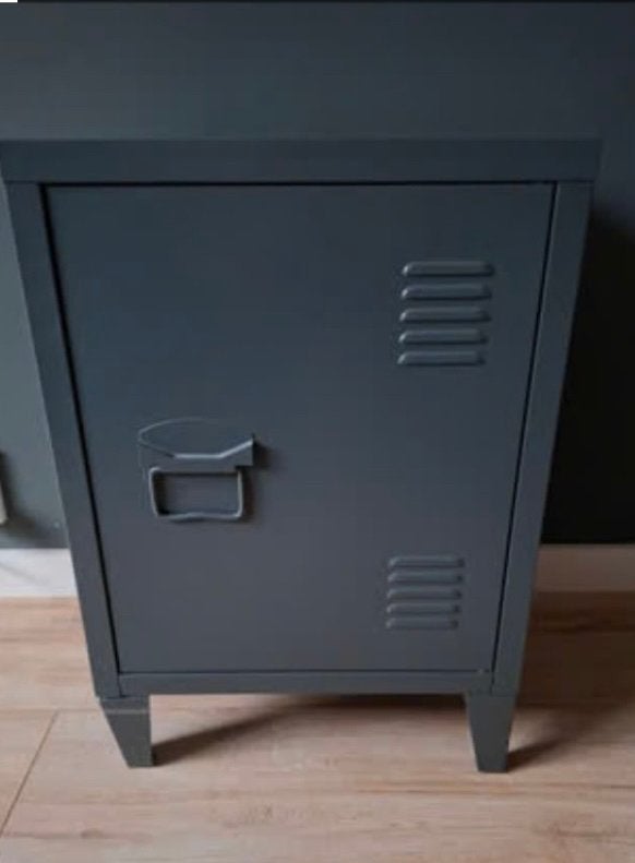 Metalen nachtkastje / locker, Huis en Inrichting, Kasten | Lockerkasten, Ophalen of Verzenden, Nieuw