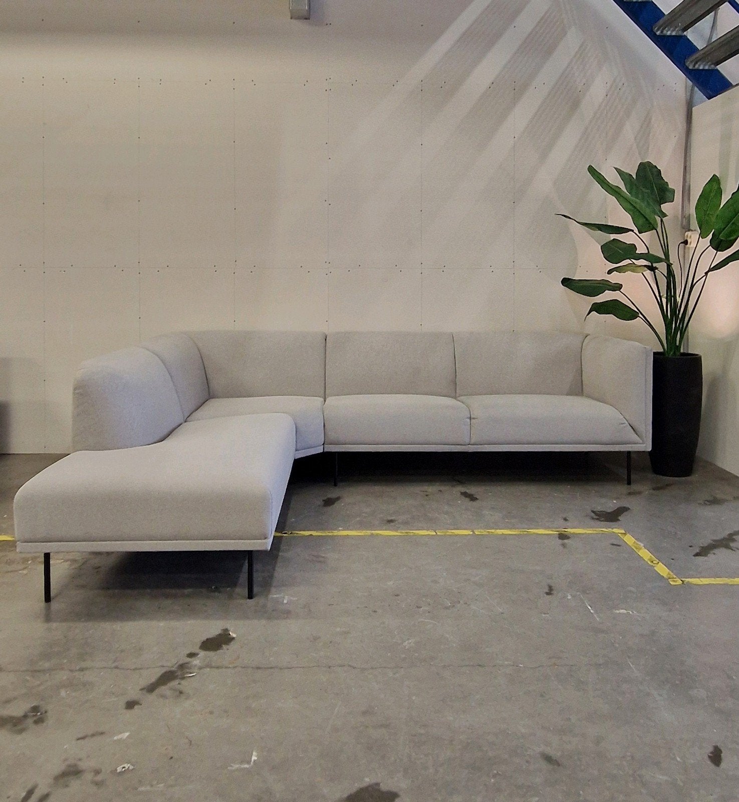 Luxe Hoekbank Lichtgrijs 280x235 – 3-Delig – Top Staat, 250 tot 300 cm, Hout, Hoekbank, Hoekbank