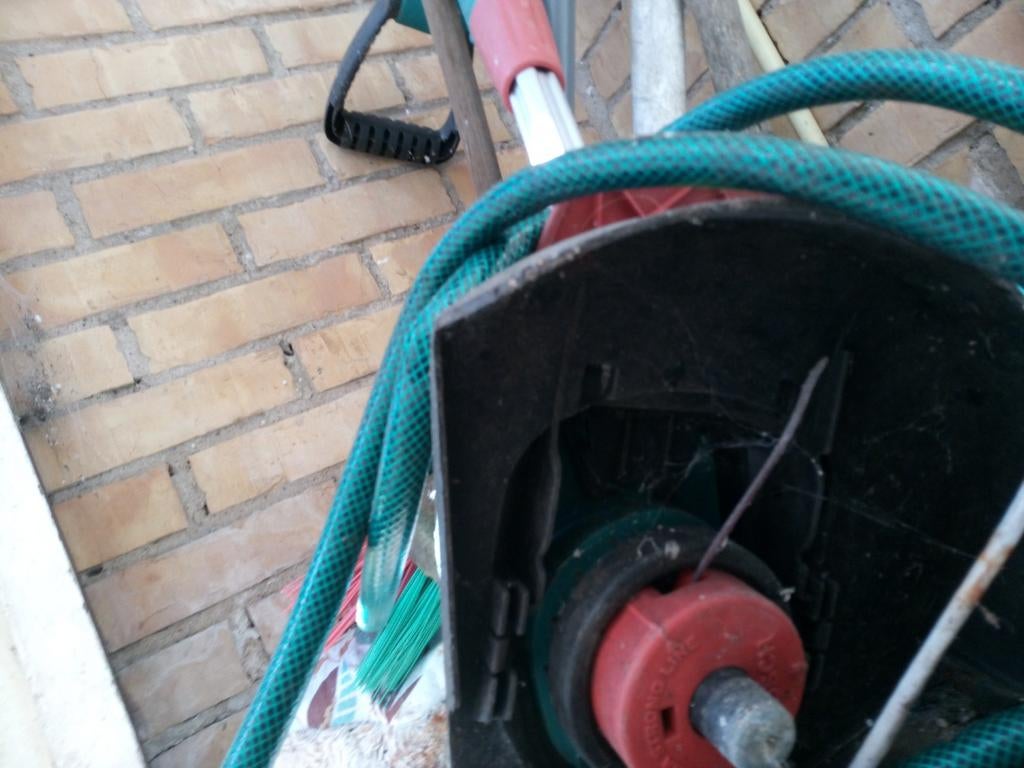 Bosch Combitrim elektrische grasmaaier, Cirkelmaaier, Gebruikt, Elektrische grasmaaier, Minder dan 30 cm