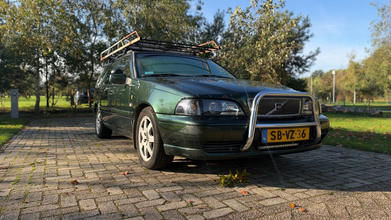Volvo V70 2.5 lpg 1997 lees beschrijving goed, Auto's, Voorwielaandrijving, 1498 kg, Particulier, 1600 kg
