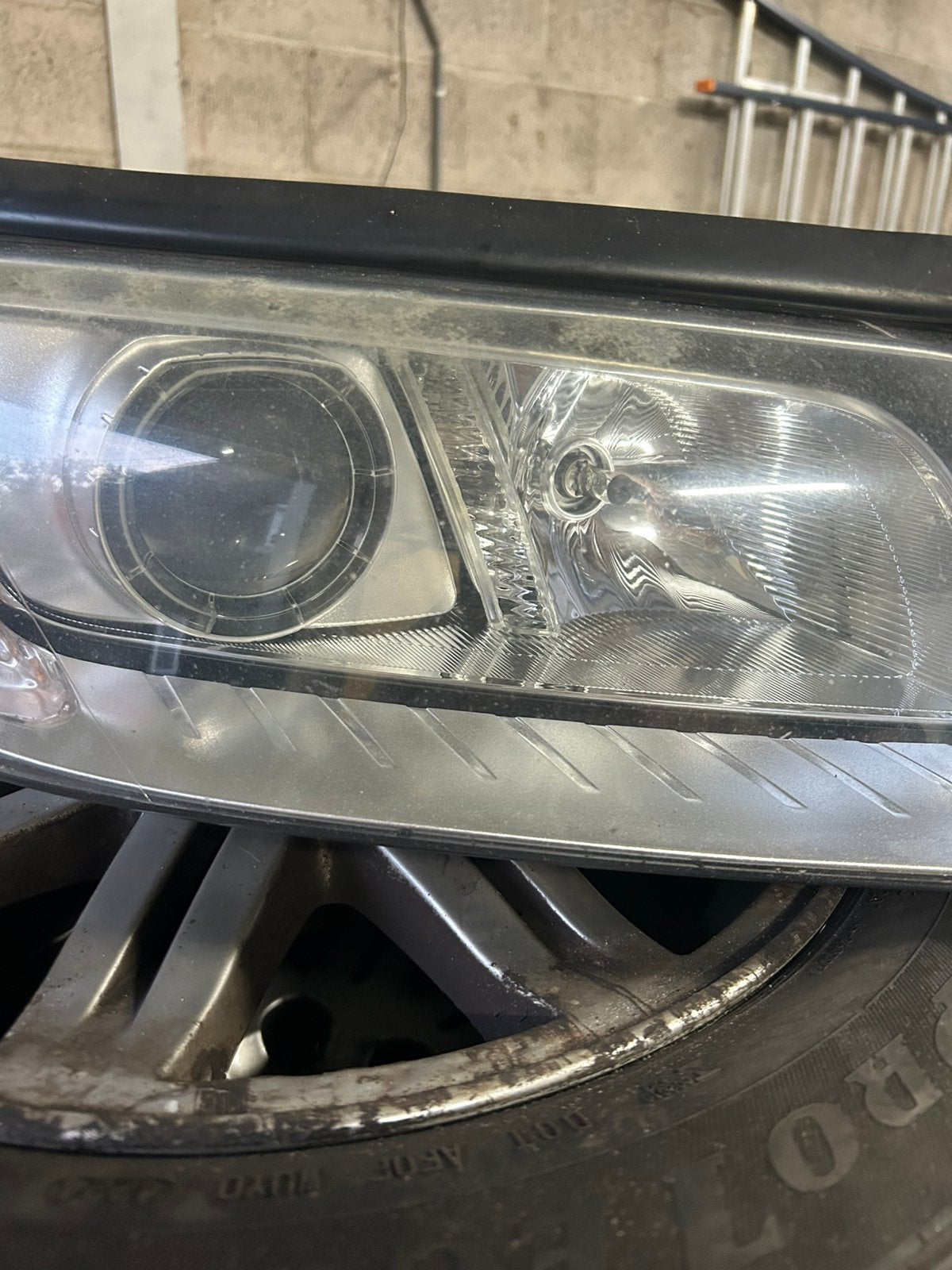 Koplamp xenon rechts Volvo V70 2009-2016, Ophalen of Verzenden, Gebruikt, Volvo
