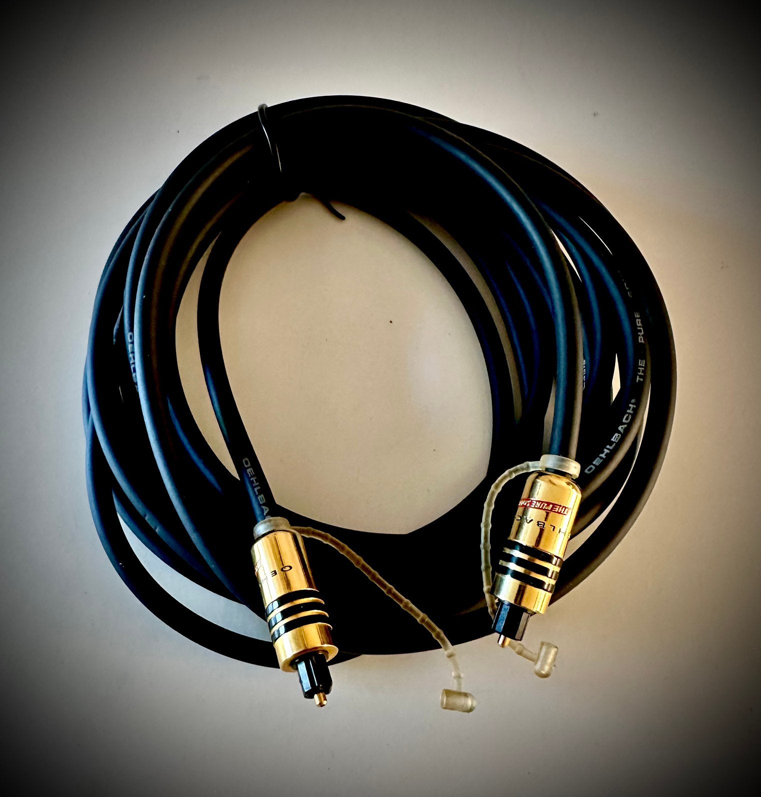 Oehlbach optische kabel 5 meter Toslink, Audio, Tv en Foto, Audiokabels en Televisiekabels, Ophalen of Verzenden, Zo goed als nieuw
