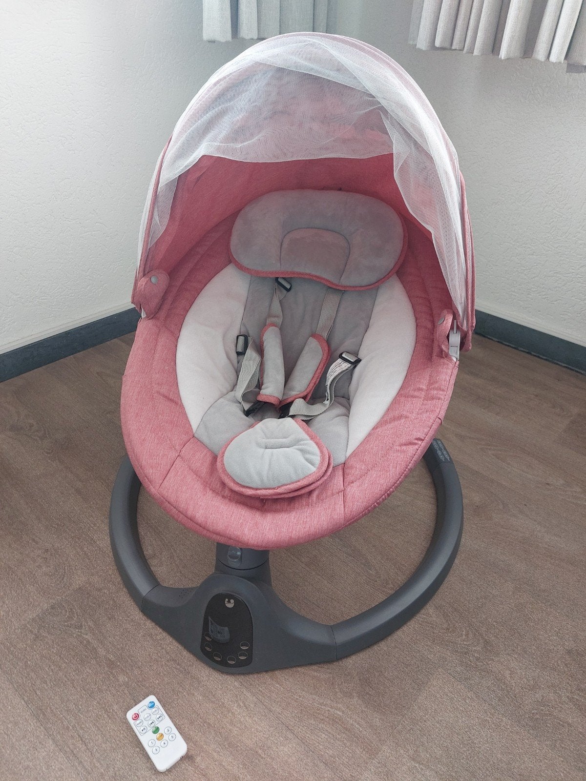 Electrische schommelstoel baby stoel baby wieg met muziek, Ophalen, Zo goed als nieuw, Schommelstoel, Met gordel(s) of riempje(s)