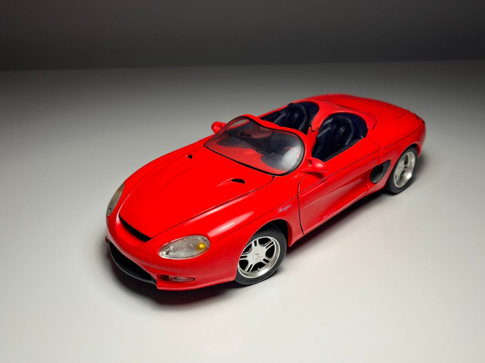 Maisto - Ford Mustang Mach III - Schaal 1:18, Ophalen of Verzenden, Zo goed als nieuw, Maisto