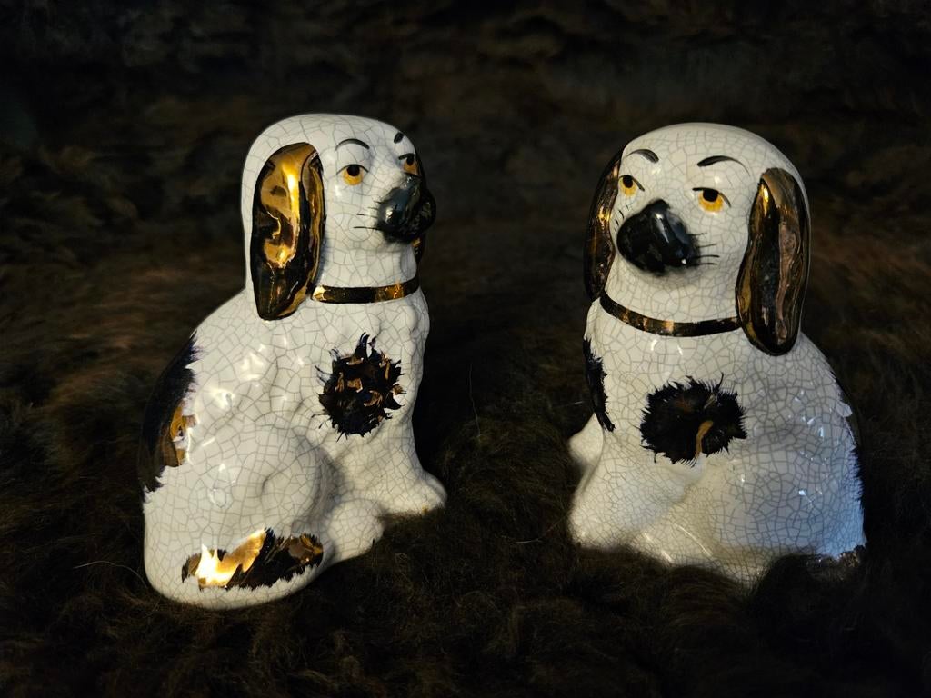 2 antieke Staffordshire hoerenhondjes, Ophalen of Verzenden