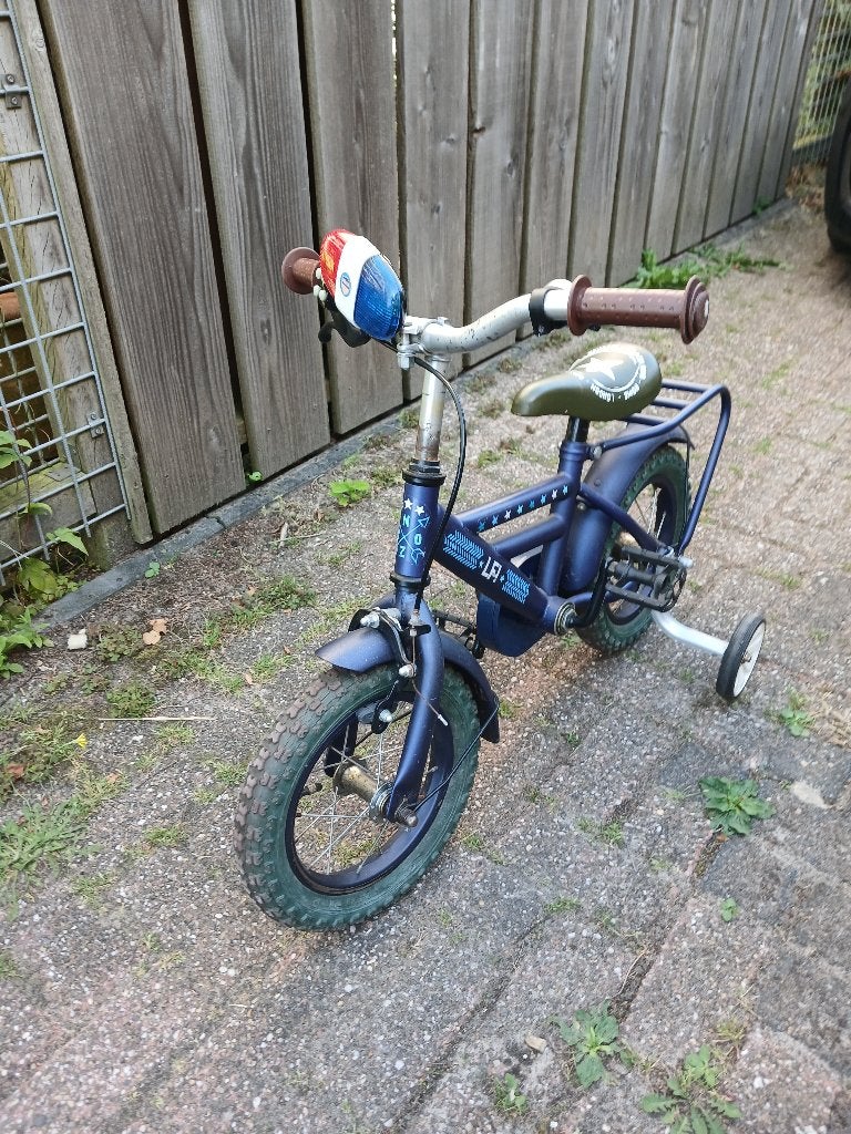 Peuterfietsje Lief, Fietsen en Brommers, Fietsen | Kinderfietsjes, Ophalen, Terugtraprem, Zijwieltjes, Gebruikt