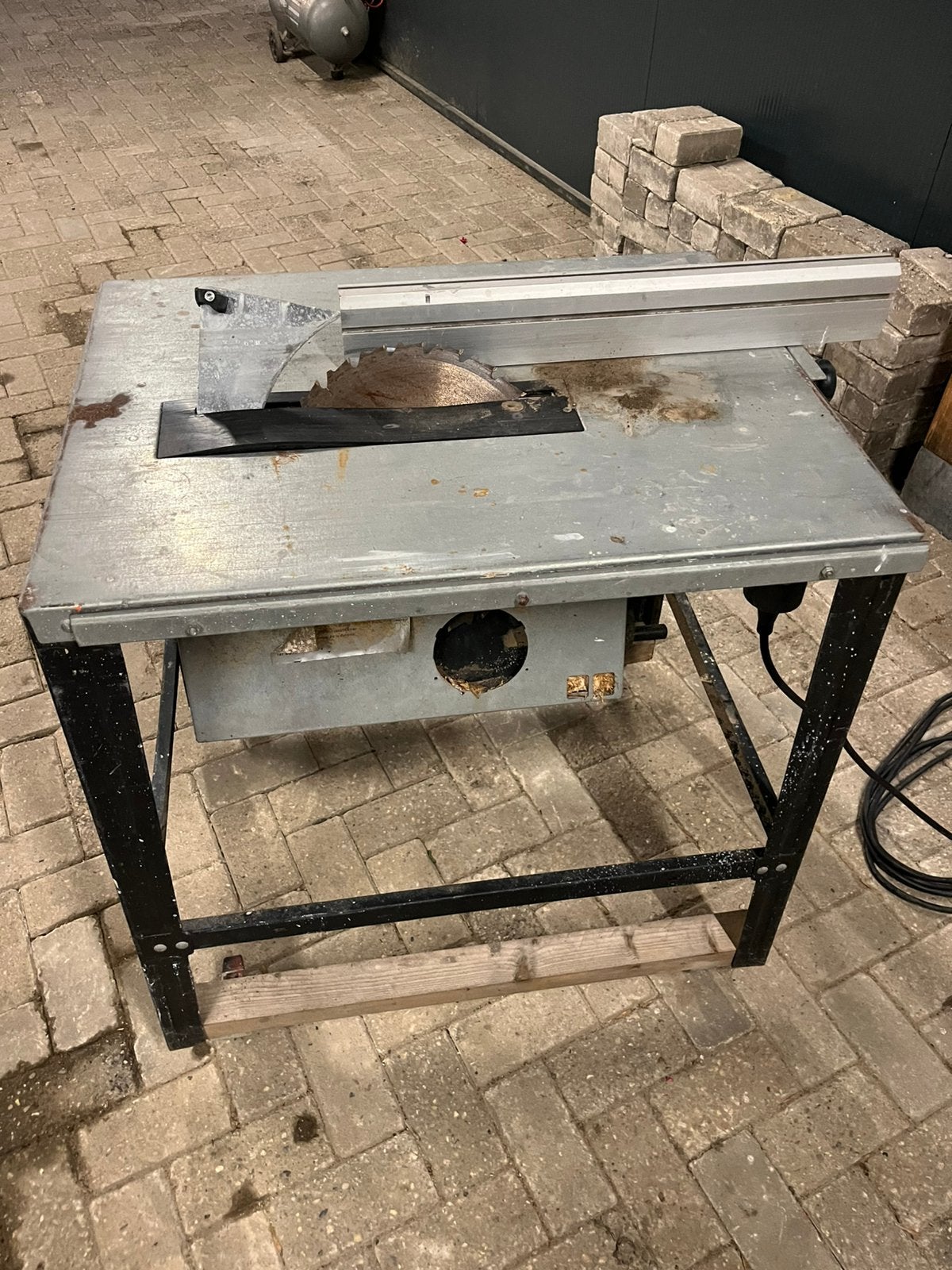 Tafelzaag, Doe-het-zelf en Verbouw, Gereedschap | Zaagmachines, Ophalen, Cirkelzaag, Zo goed als nieuw, 30 tot 70 mm
