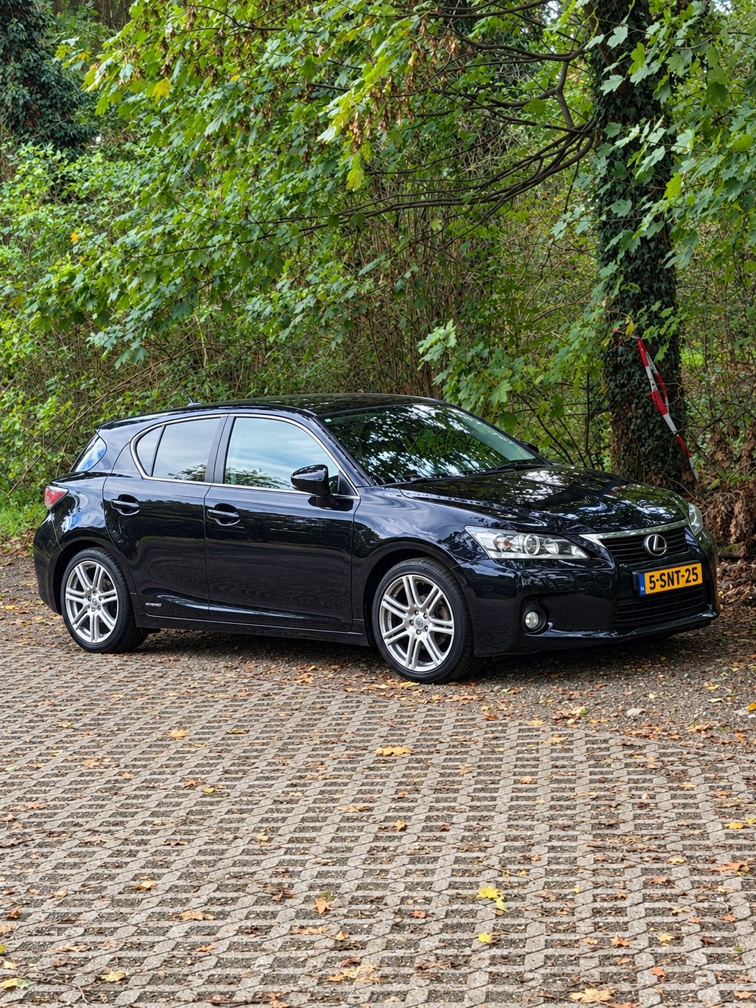 Lexus CT-H 200H 1.8 Hybrid 2013 Zwart, Auto's, 1345 kg, Zwart, Zwart, 26 km/l