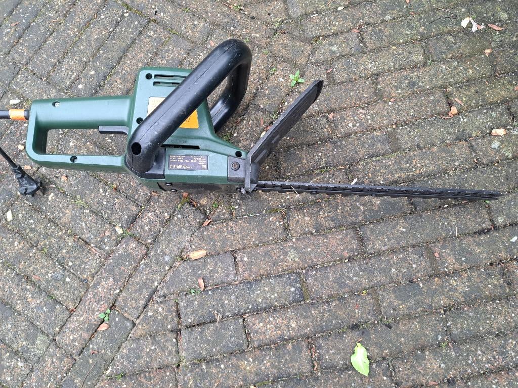 Black en Decker heggeschaar, Ophalen, Gebruikt, Elektrisch, Black & Decker