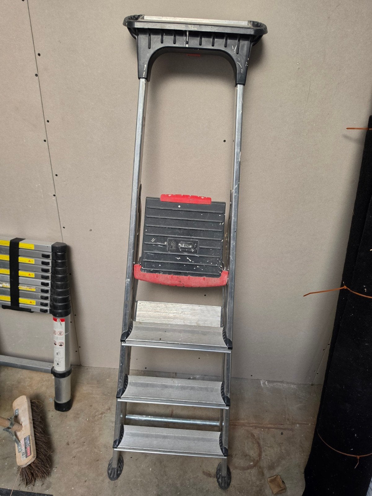 Altrex Double Decker Trap 1x4 - Zo goed als nieuw, Ophalen