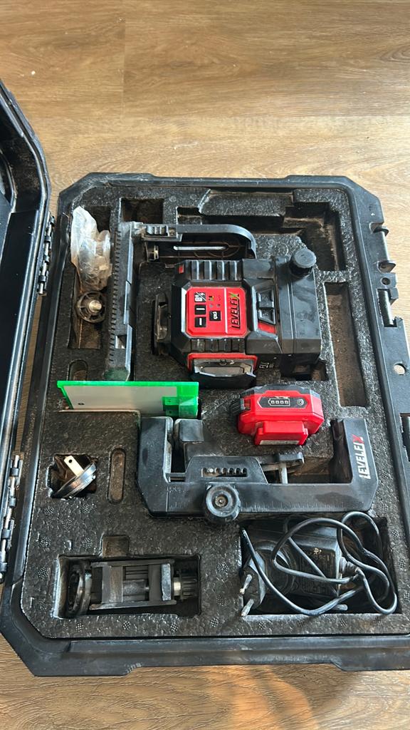 LevelFix CCL283G 360 graden kruislijn laser koffer, Doe-het-zelf en Verbouw, Ophalen, Zo goed als nieuw