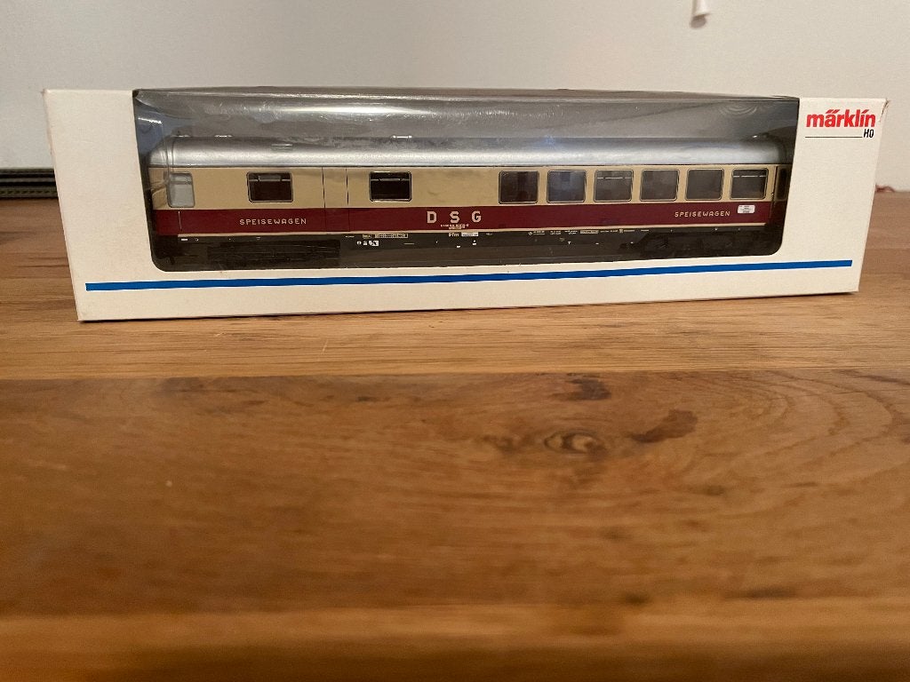 Marklin 4057 TEE 'Speisewagen' van de DSG, Hobby en Vrije tijd, Modeltreinen | H0, Ophalen, Wisselstroom, Wagon, Zo goed als nieuw