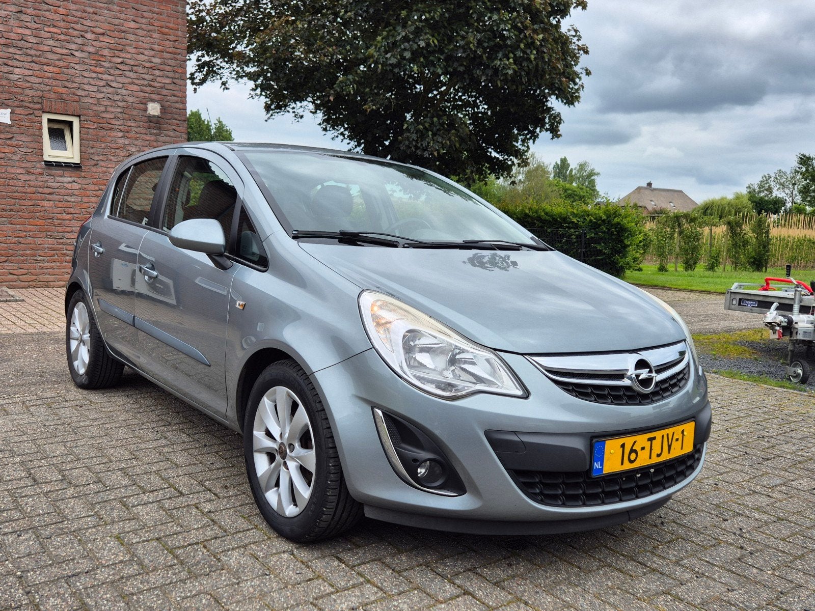 Opel Corsa 1.4 16V 5D AUT 2012 Grijs I Airco I Nieuwe APK, Euro 5, 4 cilinders, 100 pk, 49 €/maand