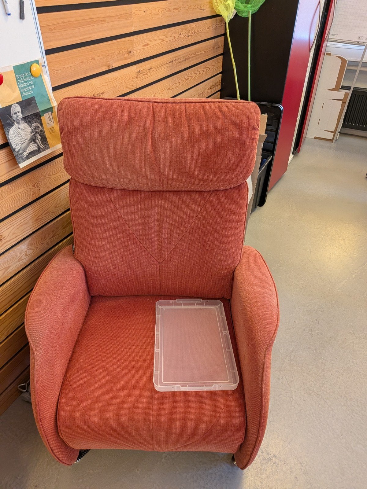 Gratis comfortabele oranje stoffen fauteuil/sta-op stoel, Ophalen, 75 tot 100 cm, 75 tot 100 cm, Stof
